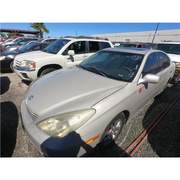 LEXUS ES 2002 SALV T/DONATION