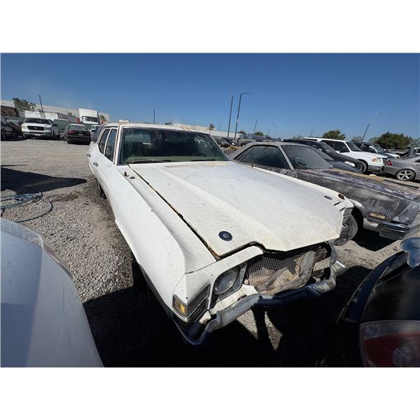 CHEV UNKNOWN 1971 T-DONATION