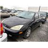 Image 2 : FORD FOCUS 2001 T