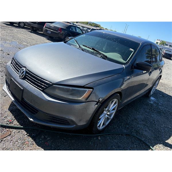 VOLKS JETTA 2011 L/S