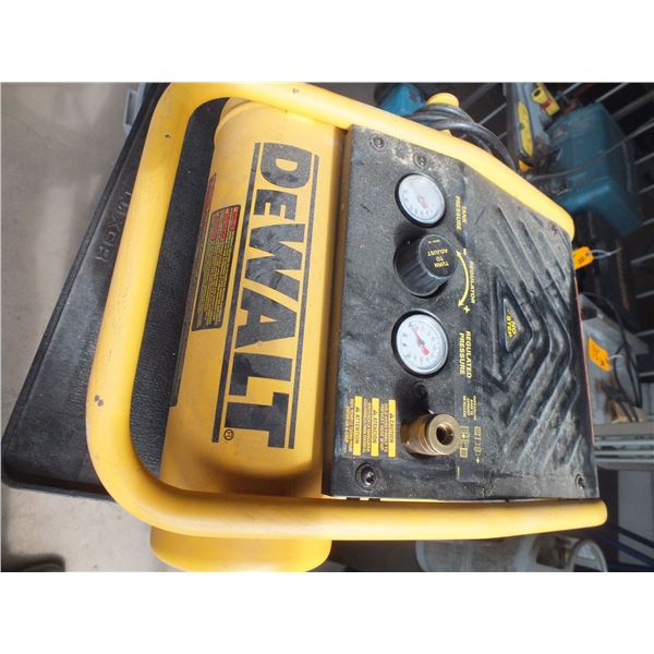 Dewalt 1 gal Air Compressor