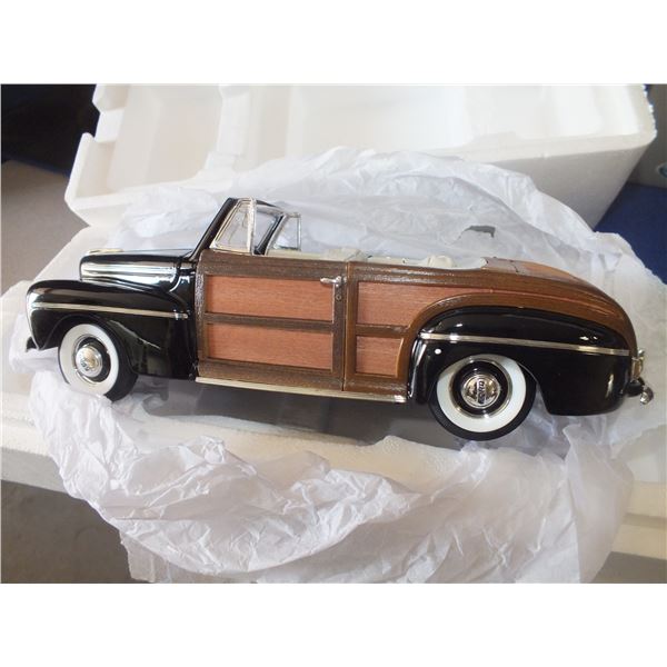 Lucky Die Cast 1946 Ford Sportsman