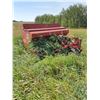 Image 4 : IHC 100 Drill, (2) 6.5ft with Fertilizer Attachment
