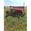Image 7 : IHC 100 Drill, (2) 6.5ft with Fertilizer Attachment