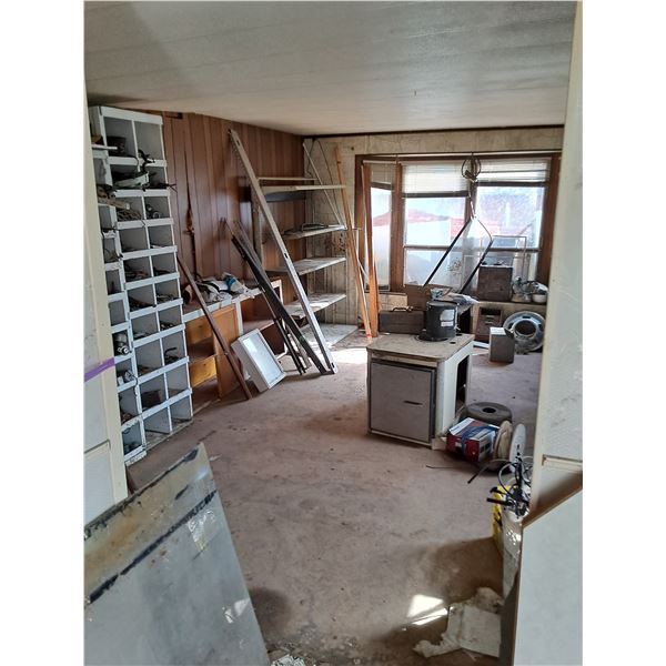 Room Contents - Racks, Running Boards, Auto Parts, Hoses