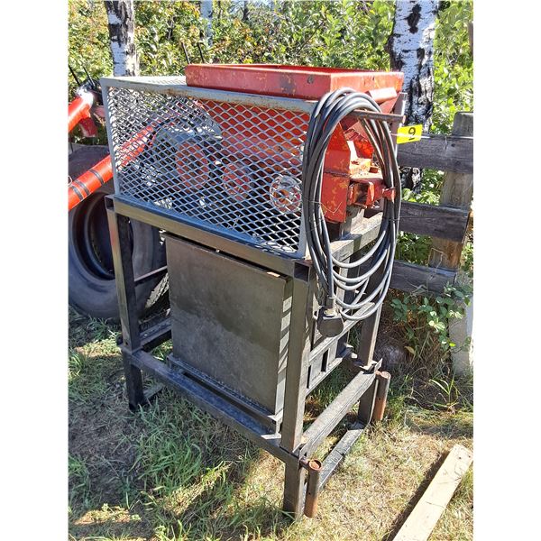 MacLeod's Electric 6" Grain Roller - 38x24x58"