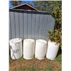 Image 1 : (4) White 208 Litre (55 US Gallon) Drums w/Lids