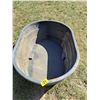 Image 1 : Little Giant Water Trough - Approx 100 Gallons - 62x42x22"