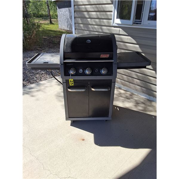 Coleman 3-Burner 26" Grill Propane BBQ  w/Side Burner - 61x50x24"