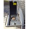 Image 6 : Coleman 3-Burner 26" Grill Propane BBQ  w/Side Burner - 61x50x24"