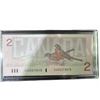 Image 2 : 1986 Canada $2 Banknote With Queen Elizabeth II in Acrylic Case