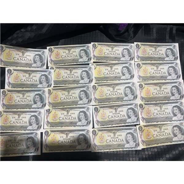 20 Canada One Dollar Bills, 1973 Series, Elizabeth II