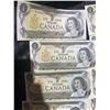 Image 2 : 20 Canada One Dollar Bills, 1973 Series, Elizabeth II
