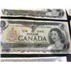 Image 7 : 12 Bank of Canada $1 Notes, 1954 Series, Mixed Serial Numbers