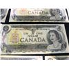 Image 8 : 12 Bank of Canada $1 Notes, 1954 Series, Mixed Serial Numbers
