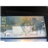 Image 3 : 10 Canada $5 Polymer Banknotes, Hockey Theme, Sequential Serial Numbers