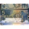 Image 6 : 10 Canada $5 Polymer Banknotes, Hockey Theme, Sequential Serial Numbers
