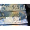 Image 7 : 10 Canada $5 Polymer Banknotes, Hockey Theme, Sequential Serial Numbers