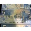 Image 8 : 10 Canada $5 Polymer Banknotes, Hockey Theme, Sequential Serial Numbers