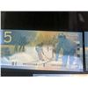 Image 2 : Consecutive Canadian $5 Polymer Banknotes HNK5226863-HNK5226865