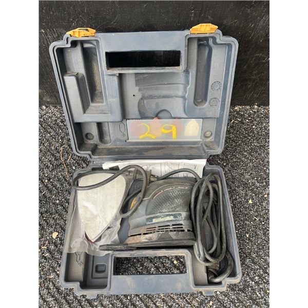 Mastercraft Detail Sander with Case and Accessories