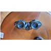 Image 2 : Binoculars A