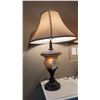 Image 1 : Lamp A