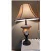 Image 3 : Lamp A