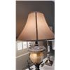 Image 4 : Lamp A
