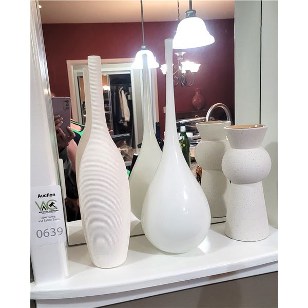 Vases A