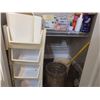 Image 8 : Bathroom B