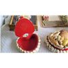 Image 6 : Vintage Shell Decor & Jewelry S1 A