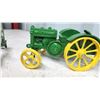 Image 2 : John Deer Toy TRACTOR A