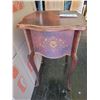 Image 2 : Small Table S3 B