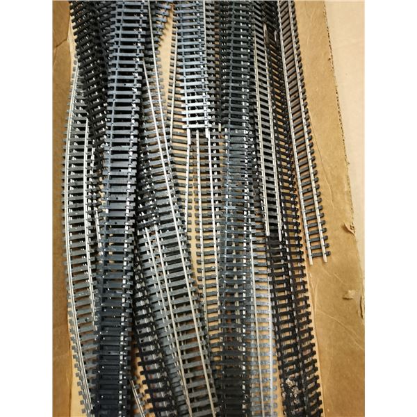 HO Railroad Track & Bedding S3 B