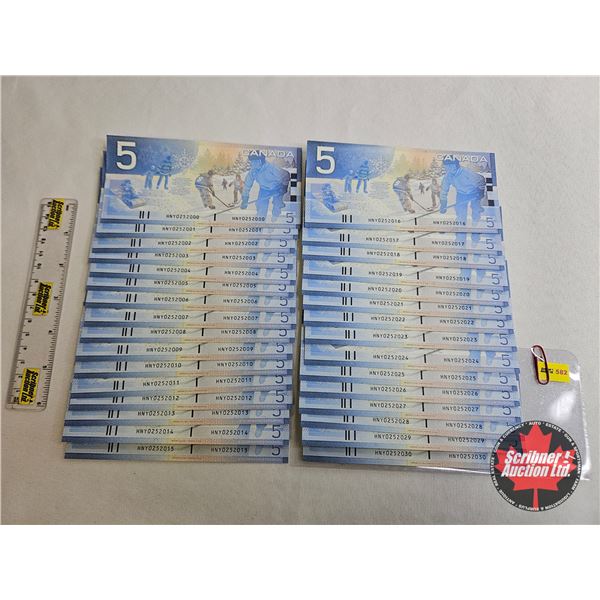Canada $5 Bills 2002 (31 Consecutive) : Jenkins/Dodge #HNY0252000 - 2030 (Consignor Note: UNC)