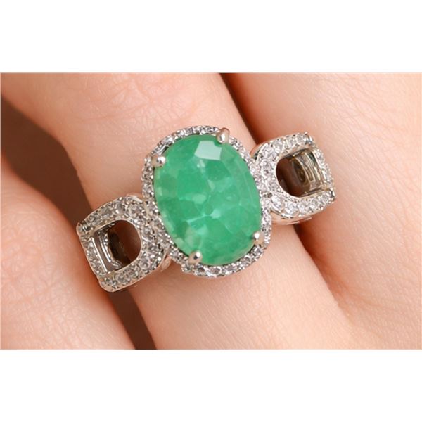 Silver(2.66g), Emerald (1ct) Ring Retail value $300