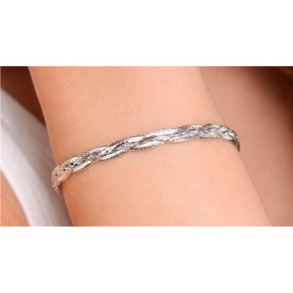 Silver(4.67g), Bracelet 8" Retail value $160