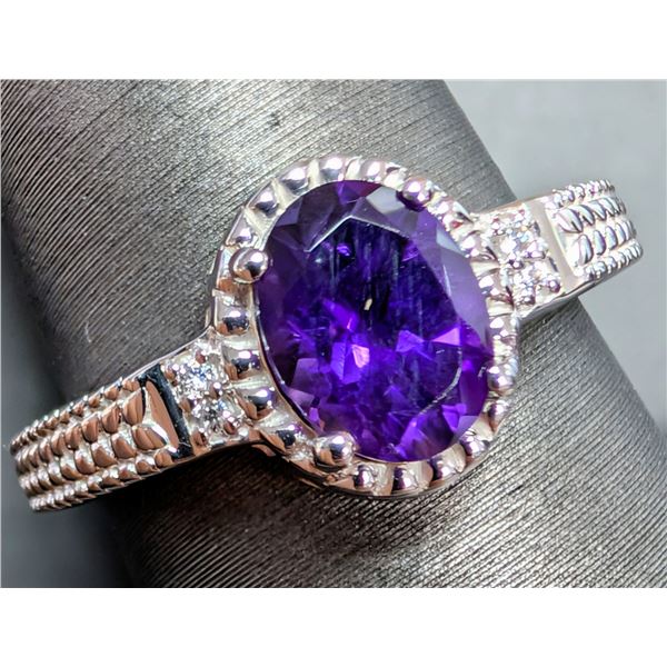 Silver(3.89g), Amethyst (1.5ct) Ring Retail value $320