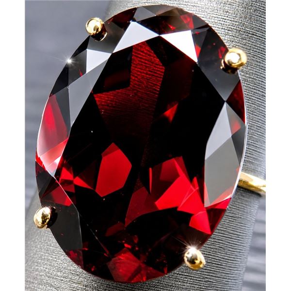 10k(3.4g), Garnet (10ct) Ring, Size 5 Retail value $2400