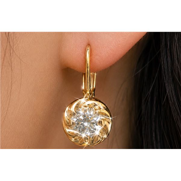 10k(1.6g), Lab Diamond (1ct) Earring Retail value $3200