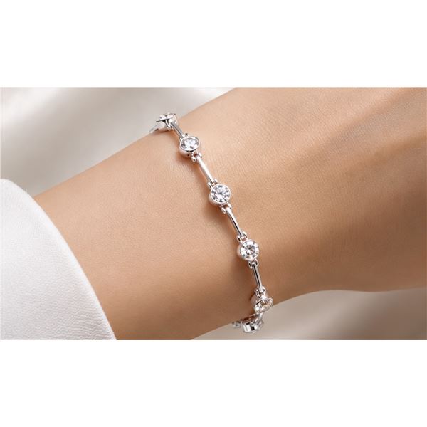 Silver(4.35g),  CZ Bracelet 7" Retail value $140