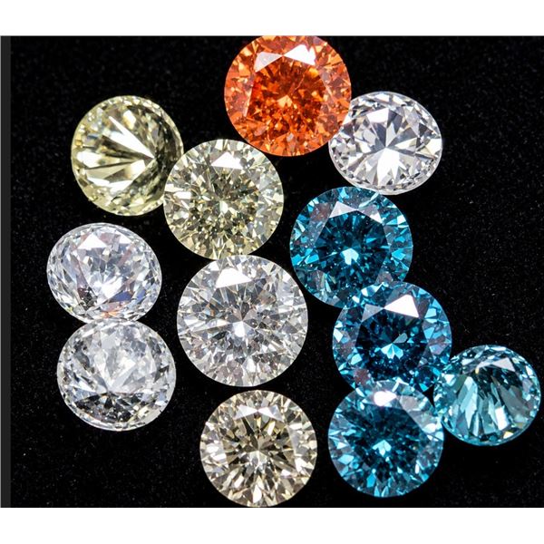 Assorted Lab Diamond (app 1ct) Retail value $800