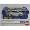 Image 5 : Diecast Model Car : Volkswagen New Beetle (Road & Track) (1:18 Scale)  (Box Measures : 4-1/2"H x 12-