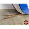 Image 15 : ESSO Service Station Double Sided Light Up Oval Sign w/ Frame & Hangers (Measurements Not Including 