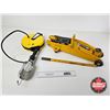 Image 1 : Retractable Trouble Light & 2 Ton Hydraulic Floor Jack