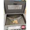 Image 6 : 2001 Warnock Hersey Wood Pellet Stove  (Measures : 30-1/2"H x 22"W x 24"D)
