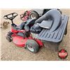 Image 5 : Snapper SR1433 Ride On Lawn Mower w/Bagger (Note : Not Running ~ Turns Over) (33"Cut)  c/w Parts Man