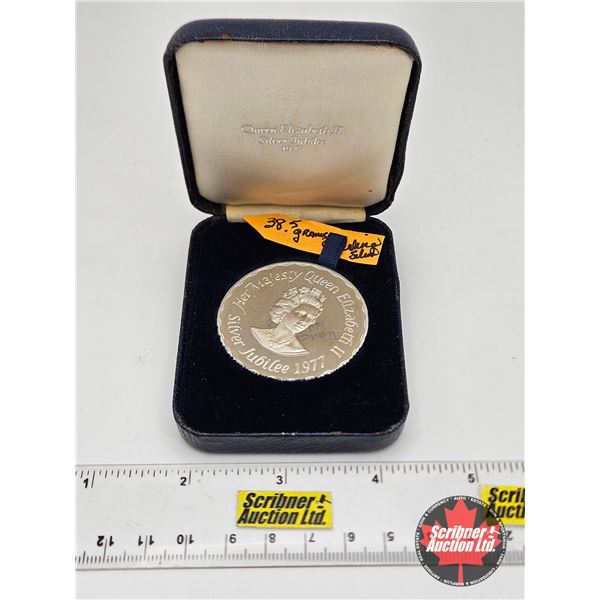 United Kingdom 1977 Medal : Elizabeth II Silver Jubilee (.925 Silver : 38.5g)