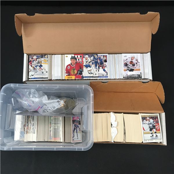 2 BOXES OF TRADING CARDS
